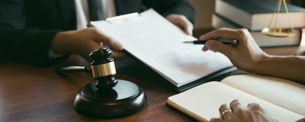 Benefits & Risks of Accepting a Plea Deal - From a Defense Attorney